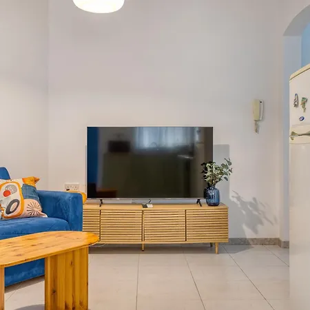 דירה Charming 2-bedroom With Balconies Mgaj1-1 מסידה